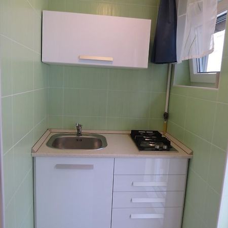 Galagonyas Apartman Eger Værelse billede